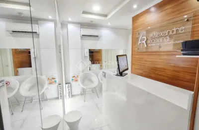 Sala comercial à venda na avenida independência, 330, independência, porto alegre, 31 m2 por r$ 149.900