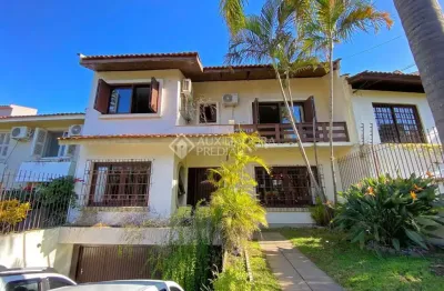 Casa com 3 quartos à venda na rua doutor alfredo mathias wiltgen, 525, boa vista, porto alegre, 308 m2 por r$ 1.700.000