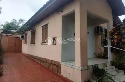 Casa com 3 quartos à venda na rua álvaro vieira guimarães, 170, sarandi, porto alegre, 150 m2 por r$ 429.000