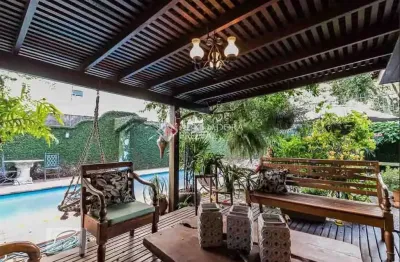 Casa com 5 quartos à venda na rua itaboraí, 1490, jardim botânico, porto alegre, 370 m2 por r$ 1.800.000