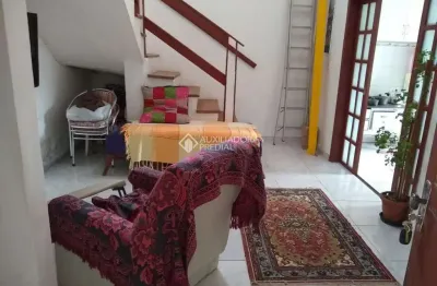 Casa com 3 quartos à venda na rua alberto bins, 292, aparecida, alvorada, 185 m2 por r$ 290.000