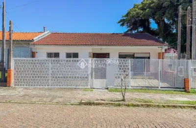 Casa com 4 quartos à venda na avenida la paz, 68, jardim lindóia, porto alegre, 360 m2 por r$ 1.199.000