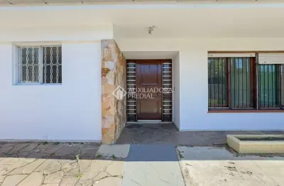 Casa com 4 quartos à venda na avenida la paz, 68, jardim lindóia, porto alegre, 360 m2 por r$ 1.199.000