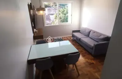Apartamento com 3 quartos à venda na beco antônio carvalho, 1684, jardim carvalho, porto alegre, 80 m2 por r$ 290.000