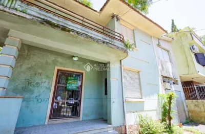 Casa com 4 quartos à venda na avenida amazonas, 795, são geraldo, porto alegre, 200 m2 por r$ 498.000