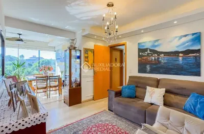 Apartamento com 3 quartos à venda na rua comendador albino cunha, 128, cristo redentor, porto alegre, 73 m2 por r$ 689.900