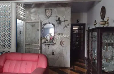 Casa com 4 quartos à venda na rua olavo bilac, 562, azenha, porto alegre, 300 m2 por r$ 850.000
