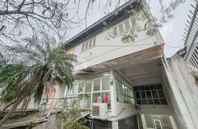 Casa comercial à venda na rua doutor deoclécio pereira, 476, jardim floresta, porto alegre, 200 m2 por r$ 2.480.000
