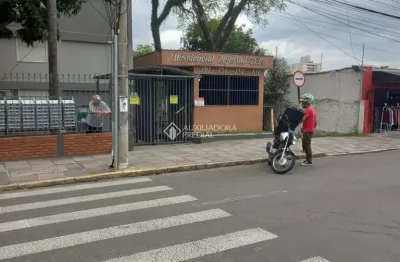 Apartamento com 2 quartos à venda na rua zeferino dias, 131, sarandi, porto alegre, 48 m2 por r$ 225.000