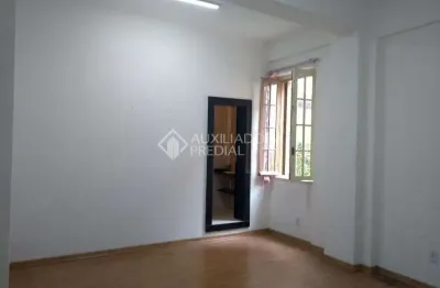 Sala comercial à venda na praça otávio rocha, 22, centro histórico, porto alegre, 33 m2 por r$ 60.900