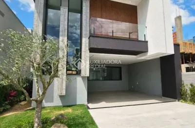 Casa em condomínio fechado com 3 quartos à venda na rua adolfo inácio de barcelos, 1490, centro, gravataí, 225 m2 por r$ 2.490.000