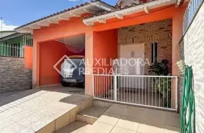 Casa com 4 quartos à venda na rua tesourinha, 490, jardim algarve, alvorada, 110 m2 por r$ 360.000