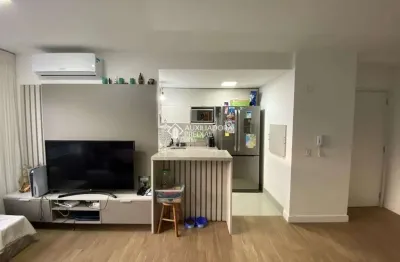 Apartamento com 3 quartos à venda na Rua Jerônymo Zelmanovitz, 100, São Sebastião, Porto Alegre, 67 m2 por R$ 830.000