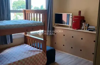 Apartamento com 2 quartos à venda na Rua Oscar Ferreira, 95, Rubem Berta, Porto Alegre, 63 m2 por R$ 160.000