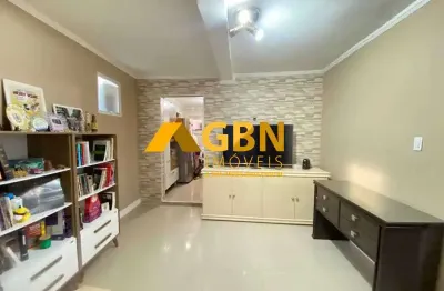 Casa com 2 quartos à venda na Rua Tarcília Monteiro, 1, Jardim Iracema, São Paulo