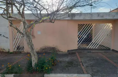 Casa a venda no bairro alto da santa cruz - tatuí/sp