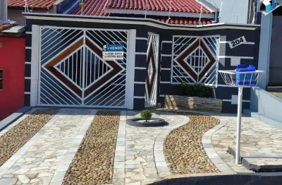Casa com 2 quartos à venda no Jardim Planalto, Tatuí 