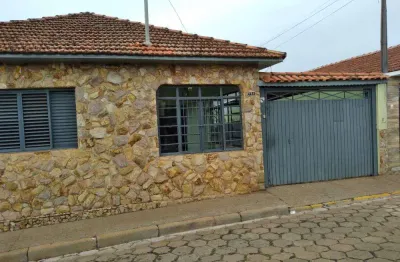 Casa com 3 quartos à venda no Centro, Tatuí 