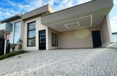 Casa Espetacular à Venda no Condomínio Portal Ville Jardim Europa, em Boituva