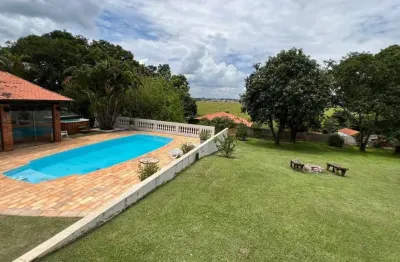 Chácara com 5 suítes à venda – 3.237m² de terreno, 600m² construídos – r$ 1.170.000,00