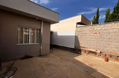 Casa à venda no bairro residencial vitiello em boituva, a poucos minutos do centro da cidade