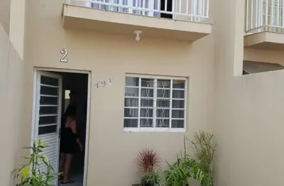 Sobrado charmoso à venda no alto do santa cruz – tatuí/sp
