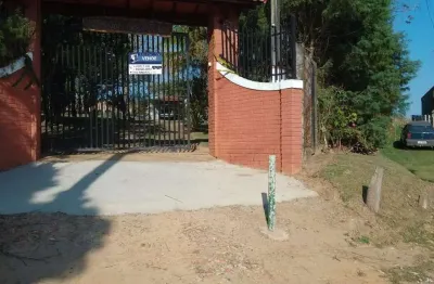 Vendo chácara com 2.152m² em tatuí-sp, próximo ao asfalto, escriturada