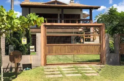 Casa em condomínio fechado com 3 quartos à venda na rua neri inacio silva, 232, ferraz, garopaba por r$ 2.200.000
