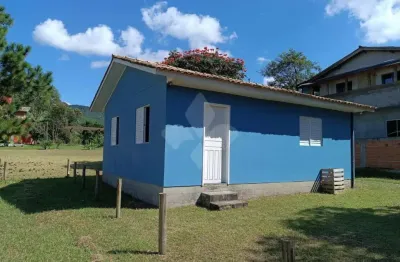 Casa em condomínio fechado com 2 quartos à venda na bráulio de araújo silva, 20, ambrósio, garopaba por r$ 495.000