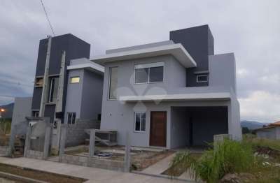 Casa com 2 quartos à venda na projetada, 1, campo d'una, imbituba por r$ 675.000