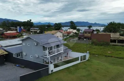 Casa em condomínio fechado com 3 quartos à venda na beira mar, 10, ibiraquera, imbituba por r$ 1.200.000