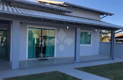 Casa em condomínio fechado com 3 quartos à venda na das alamandas, 1, alto arroio, imbituba por r$ 830.000