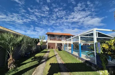Casa em condomínio fechado com 3 quartos à venda na pinguirito, 1145, ambrósio, garopaba por r$ 2.130.000