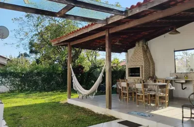 Casa em condomínio fechado com 3 quartos para alugar na do camarão, 66, ibiraquera, imbituba por r$ 3.500