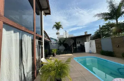 Casa em condomínio fechado com 3 quartos à venda na da limpa, 100, campo duna, garopaba por r$ 790.000