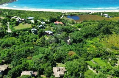 Casa em condomínio fechado com 3 quartos à venda na canto norte, 20, praia da silveira, garopaba por r$ 4.850.000