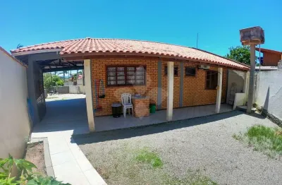 Casa com 2 quartos à venda na estrada geral da gamboa, 2, centro, garopaba por r$ 750.000