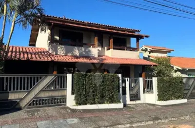 Casa com 7 quartos à venda na são miguel, 376, centro, garopaba por r$ 1.690.000
