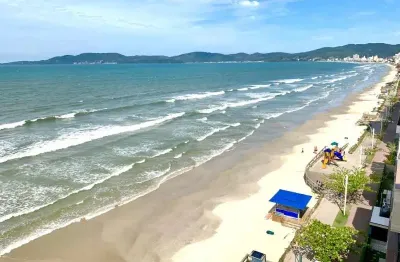 Apartamento com 3 quartos para alugar em Meia Praia, Itapema , 180 m2 por R$ 1.800 Por Dia