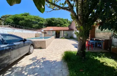 Casa para venda, itanhaém / sp- lado praia com piscina e churrasqueira