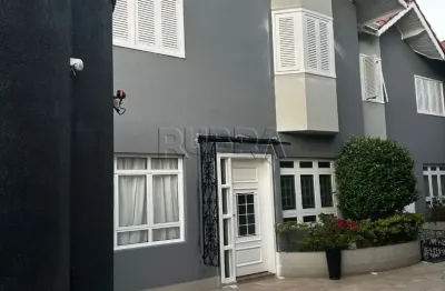 Casa em Condomínio à Venda | 88 m² | Utinga 2 Dormitórios | 1 Suíte com Closet | 2 Vagas | Pet Friendly