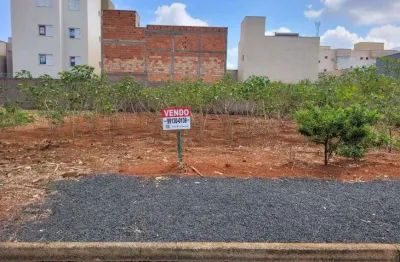 Terreno à venda na Rua Jesuina de Sousa e Silva, Novo Mundo, Uberlândia