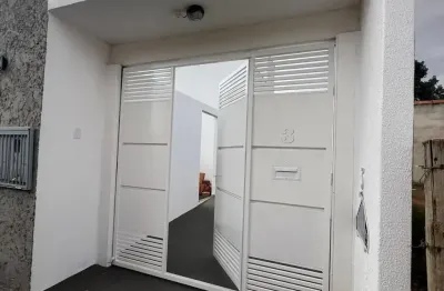 Casa com 2 quartos à venda no Shopping Park, Uberlândia 
