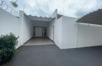 Casa com 3 quartos à venda no Vigilato Pereira, Uberlândia 
