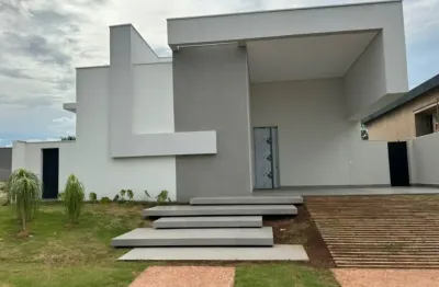 Casa em condomínio fechado com 4 quartos à venda na Avenida Floriano Peixoto, 642, Granja Marileusa, Uberlândia