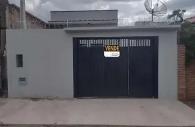 Belíssima casa térrea à venda em salto/sp – próxima ao centro!!