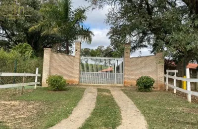 Vende-se sítio completo – 4 alqueires e meio de estrutura, conforto e natureza!
