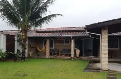 Casa pontal santamarina, com 01 dormitório, churrasqueira, forno
