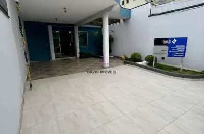 Sala comercial com 4 salas para alugar na Rua São Benedito, 406, Centro, Caraguatatuba