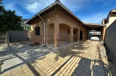 Casa com 3 quartos à venda na Avenida Guaporé, 199, Indaiá, Caraguatatuba